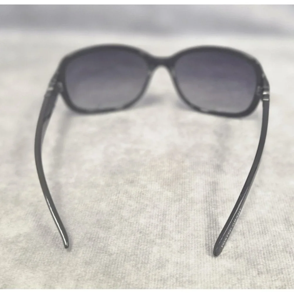 Foster Grant Black Sunglasses